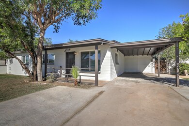 1233 N Oakleaf Dr-5