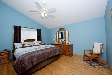 1325 Morningstar Ct, Naperville, IL 60564 - photo 2