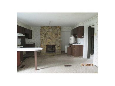 215 E Baltimore St, Laurel, IN 47024 - photo 3