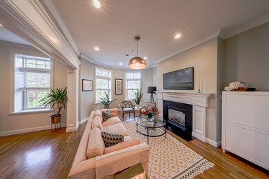 1803 Beacon St unit 3, Brookline, MA 02445 - photo 4