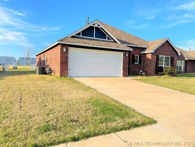 135 W 135th St N, Skiatook, OK 74070 - photo 3