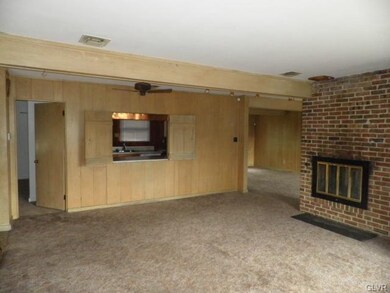 313 N Ott St unit 319, Allentown, PA 18104 - photo 4