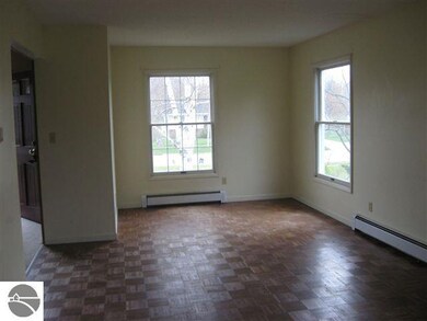 409 Oceana St, Oscoda, MI 48750 - photo 2