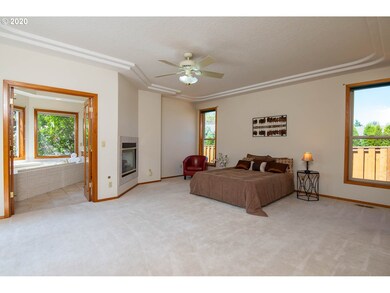Bedroom, Primary