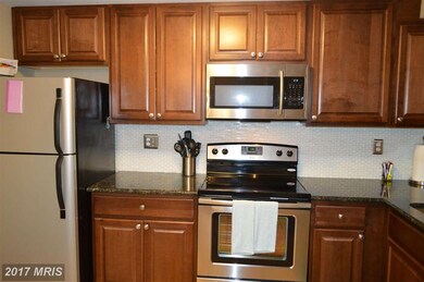 9517 Dunbrook Ct, Montgomery Village, MD 20886 - photo 5