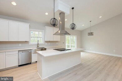 520 N Timber Ridge Rd, Cross Junction, VA 22625 - photo 7