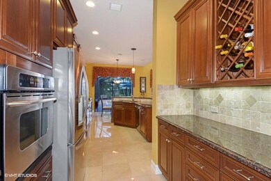 Kitchen Butler Pantry