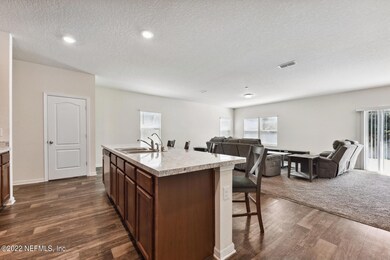 8994 Kipper Dr, Jacksonville, FL 32211 - photo 4