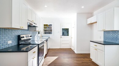 616 W Hull St, Denison, TX 75020 - photo 6