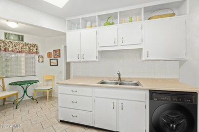 13881 N 111th Ave unit 17F, Sun City, AZ 85351 - photo 4