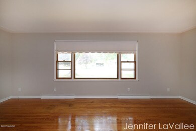 1940 Whitmore Ave NW, Grand Rapids, MI 49534 - photo 4