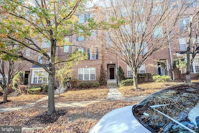2667 Sheffield Hill Way unit 168, Woodbridge, VA 22191 - photo 5