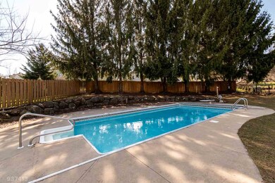 949 Autumn Woods Ln, Oregon, WI 53575 - photo 4