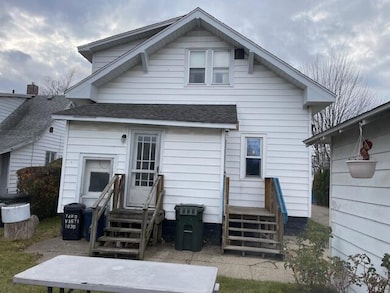 1030 Sophia St, Muskegon, MI 49442 - photo 2