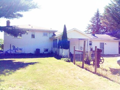 56245 Willow Rd, New Carlisle, IN 46552 - photo 2