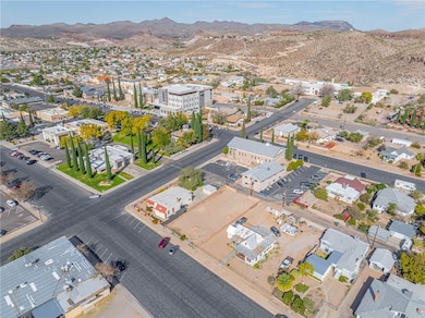 507 E Oak St, Kingman, AZ 86401 - photo 2