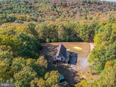 3571 Posey Hollow Rd, Berkeley Springs, WV 25411 - photo 2