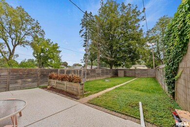 2105 Farnam St, Davenport, IA 52803 - photo 3
