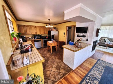 3613 Jean St, Fairfax, VA 22030 - photo 3