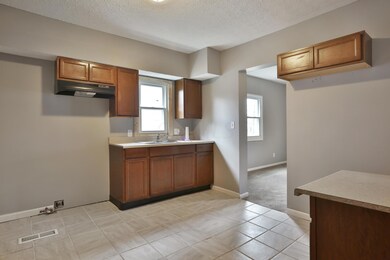 924 Miller Ave, Columbus, OH 43206 - photo 7