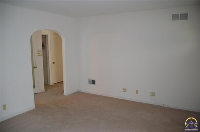 1115 SW Orleans St, Topeka, KS 66604 - photo 3