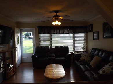 Spacious Family Room