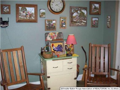 Small sitting area in Kitchen