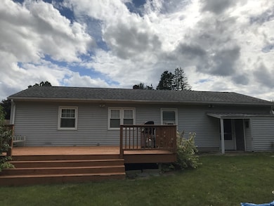 6 Helm St, South Hadley, MA 01075 - photo 2