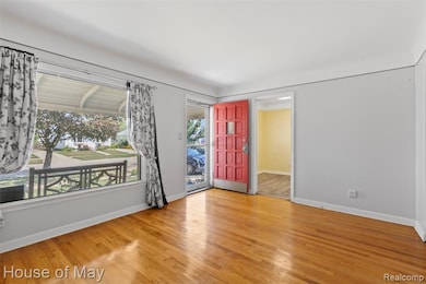 13335 Pullman St, Southgate, MI 48195 - photo 3