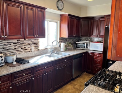 565 E Benbow St, Covina, CA 91722 - photo 6