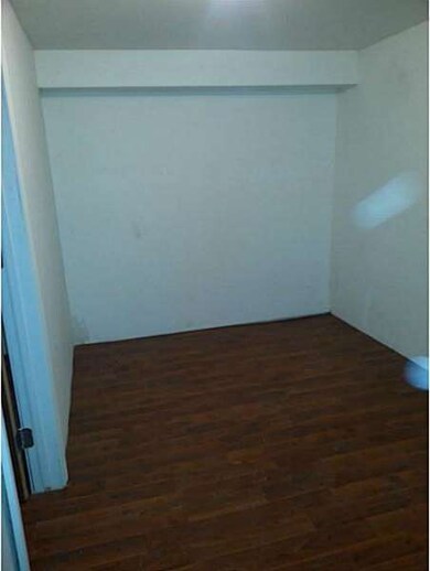 Basement FINISHED AREAS WITH FULL BATH
