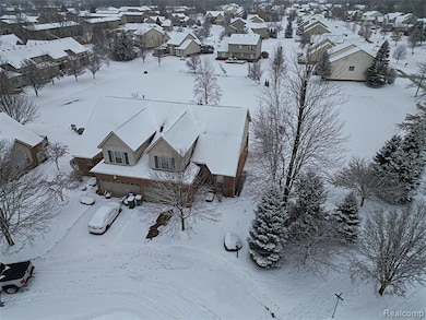 42759 Leon Dr unit 155, Belleville, MI 48111 - photo 4