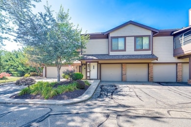 4579 Morgate Cir NW, Canton, OH 44708 - photo 3