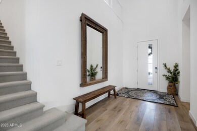 1123 E Paseo Way-10