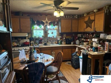 106 Center St, Auburn, NE 68305 - photo 7