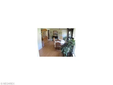 4910 Ferndale Ave, Sheffield Lake, OH 44054 - photo 6