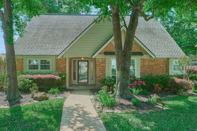 15615 Baldswelle Dr, Tomball, TX 77377 - photo 2