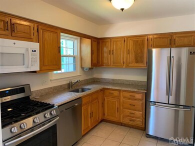 1206 Maple Hill Dr, Woodbridge, NJ 07095 - photo 4