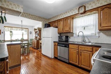 1339 Roselle Ave, Niagara Falls, NY 14305 - photo 5