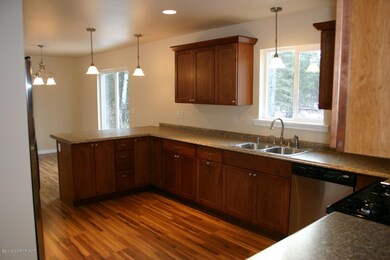 Kitchen Similar