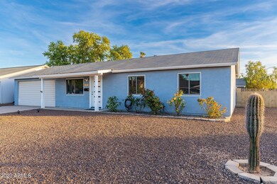 3719 E Eugie Ave - 03
