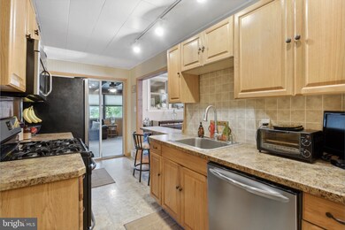 543 Michell St, Ridley Park, PA 19078 - photo 7