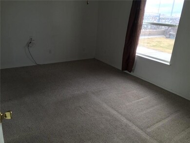 133 Lago Seco Dr, Horizon City, TX 79928 - photo 7