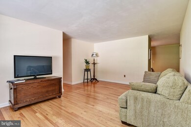 16116 Julie Ln, Laurel, MD 20707 - photo 4