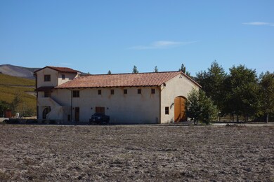 Country home: come see!
