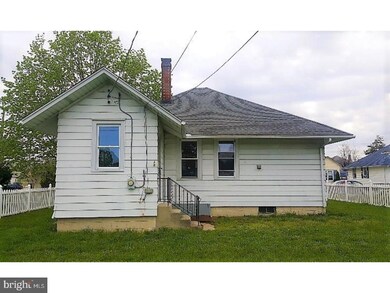 272 Jefferson St, Penns Grove, NJ 08069 - photo 5