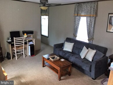 842 Latshaw Rd, Spring City, PA 19475 - photo 5