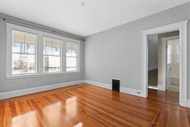 141 4th St unit 2, Medford, MA 02155 - photo 2