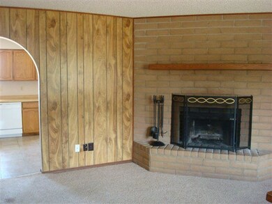 2709 Pecan Dr unit 2, Alamogordo, NM 88310 - photo 2