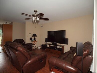 175 Vista Dr, Forks Township, PA 18040 - photo 5